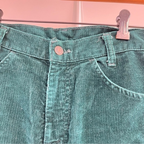 Levi’s Vintage 60s 70s White Tab Green Corduroy Flare Bell Bottom Jeans 28x31 - Picture 15 of 16